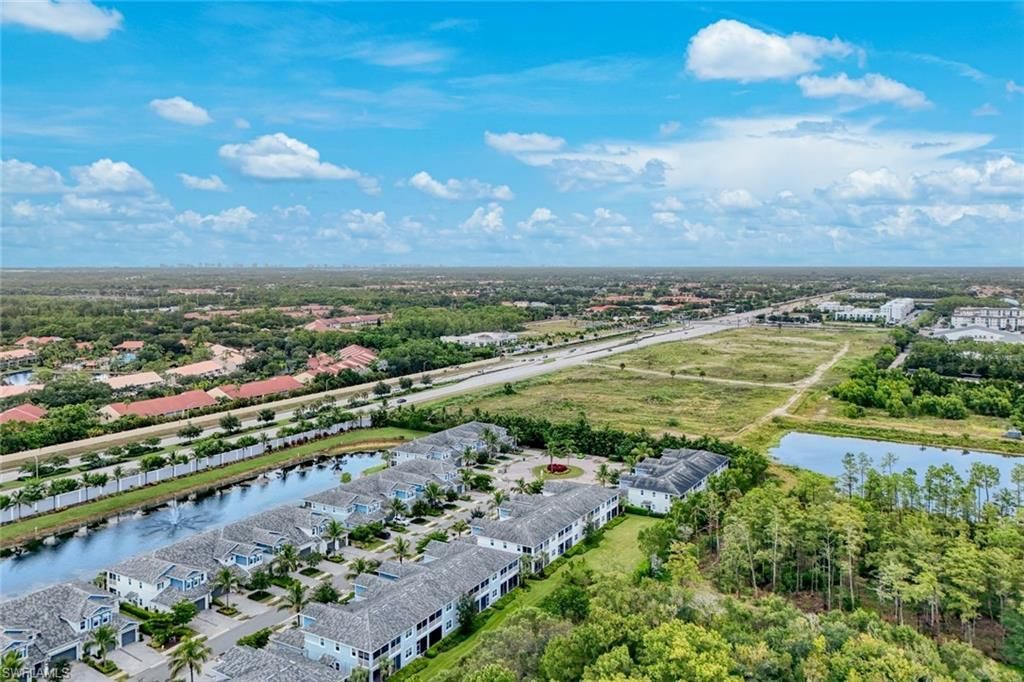 2542 Seychelles Dr, Unit 702, Naples, FL 34112 Photo