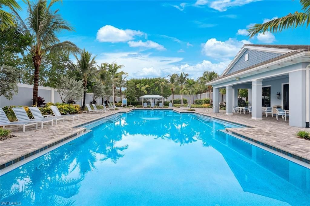 2542 Seychelles Dr, Unit 702, Naples, FL 34112 Photo