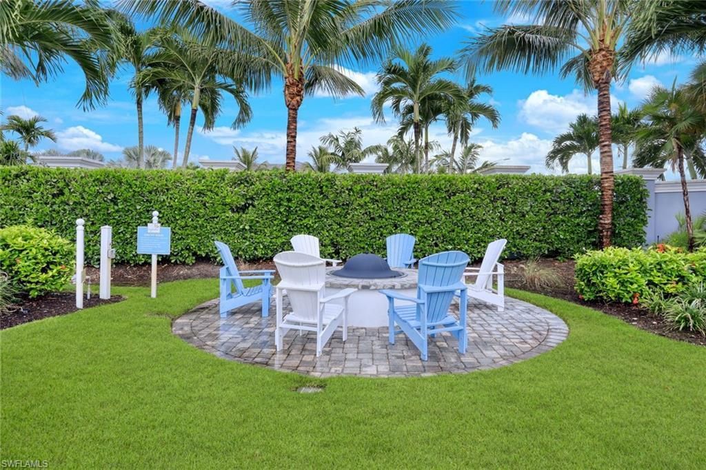 2542 Seychelles Dr, Unit 702, Naples, FL 34112 Photo