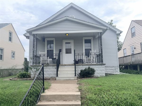 817 19th Avenue SW, Cedar Rapids, IA 52404
