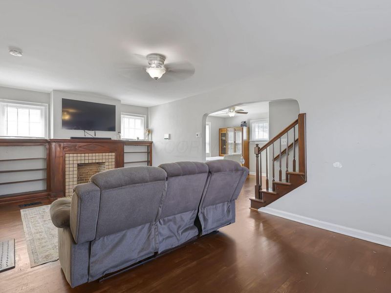569 Binns Boulevard , Columbus, OH 43204 Photo 3