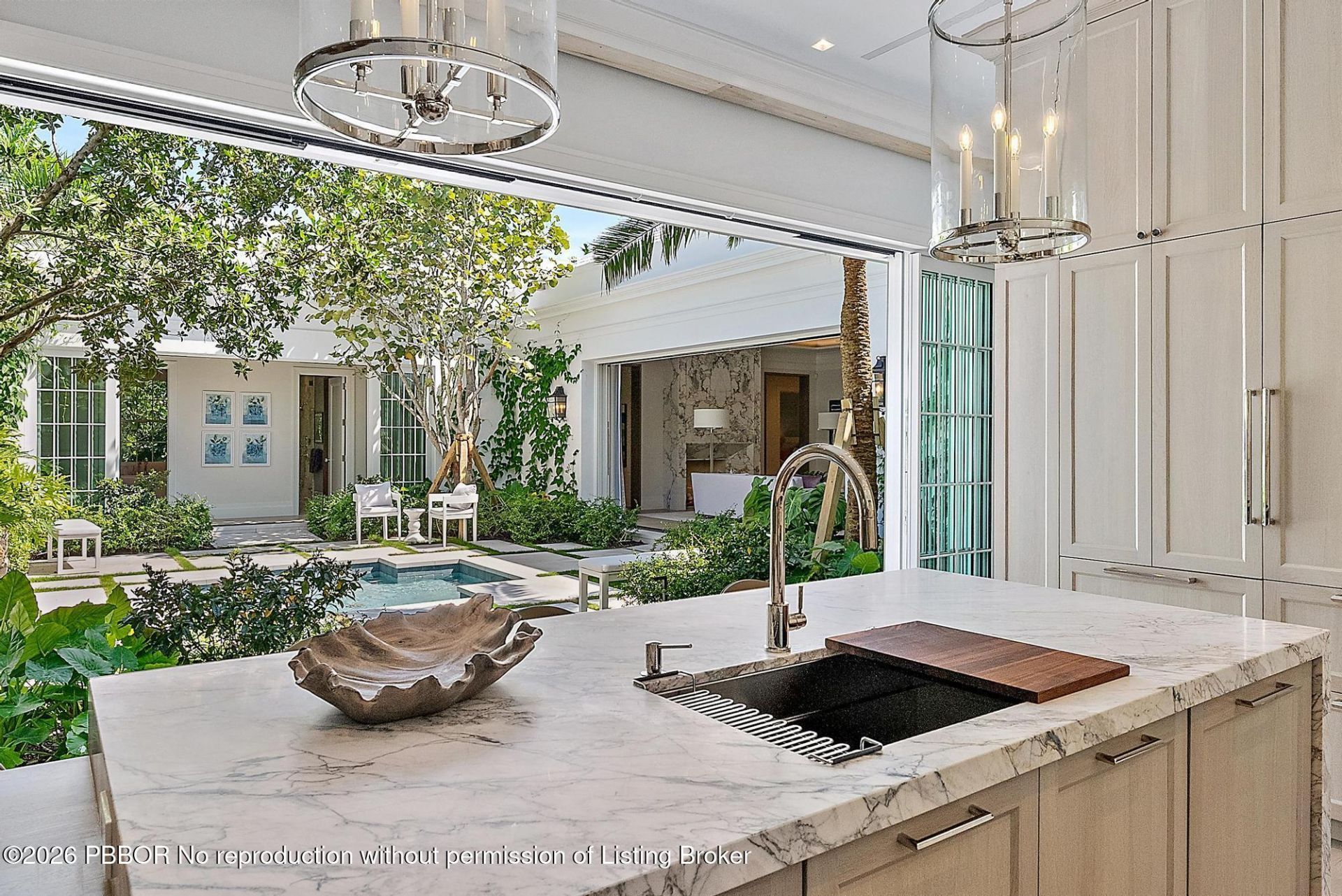 311 Polmer Park Road, Palm Beach, FL 33480 Photo