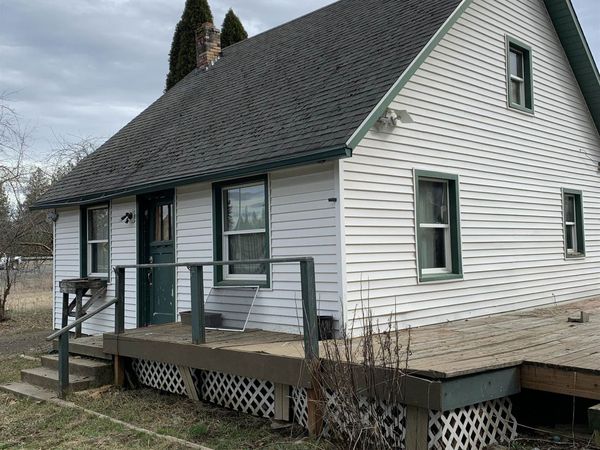 3825 W Burroughs Rd, Deer Park, WA 99006