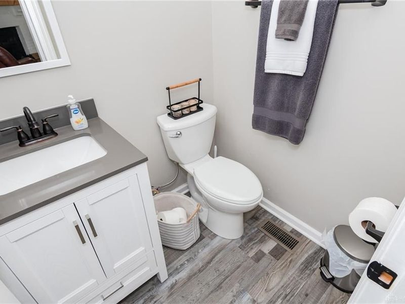 1346 Whispering Woods Drive, Unit A, West Carrollton, OH 45449 Photo 12