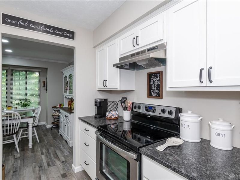 1346 Whispering Woods Drive, Unit A, West Carrollton, OH 45449 Photo 15