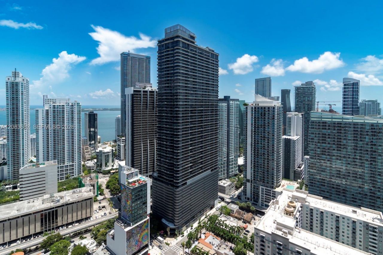 55 SW 9th St , Unit 4206, Miami, FL 33130 Photo
