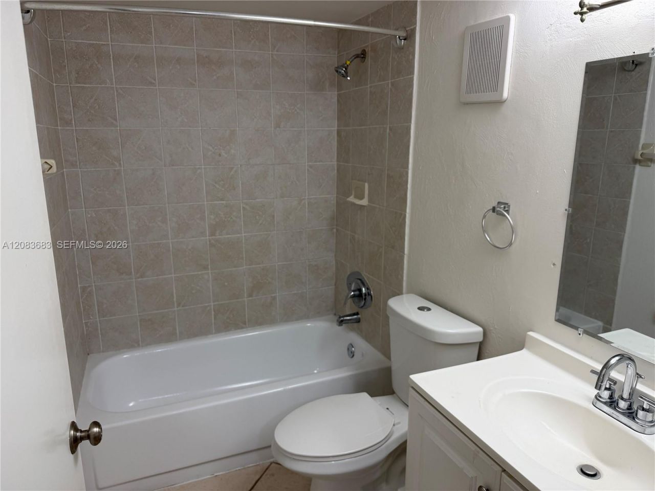10875 SW 112th Ave , Unit 202, Miami, FL 33176 Photo