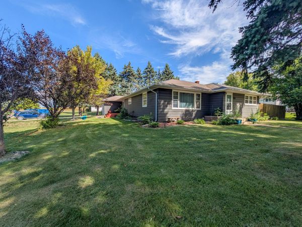 220 2nd Avenue NW, Rothsay, MN 56579