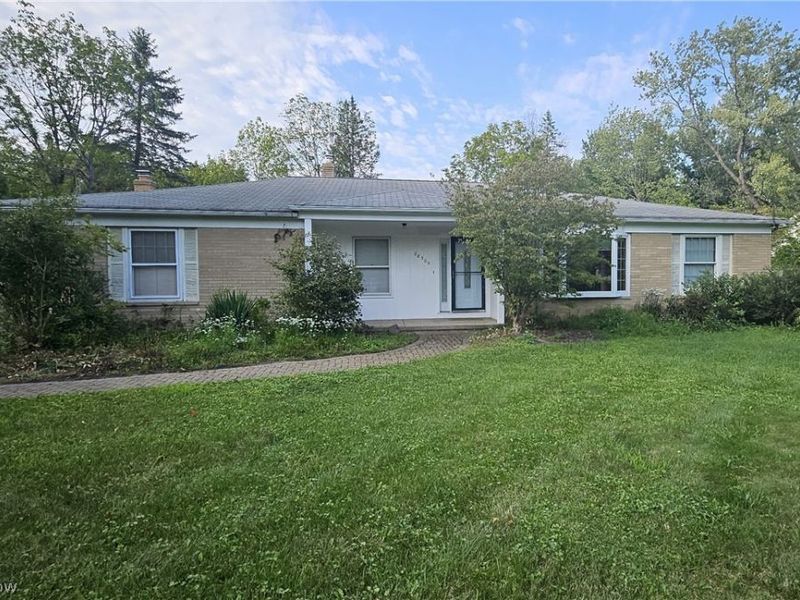 28305 Cannon Road, Solon, OH 44139 Photo 2