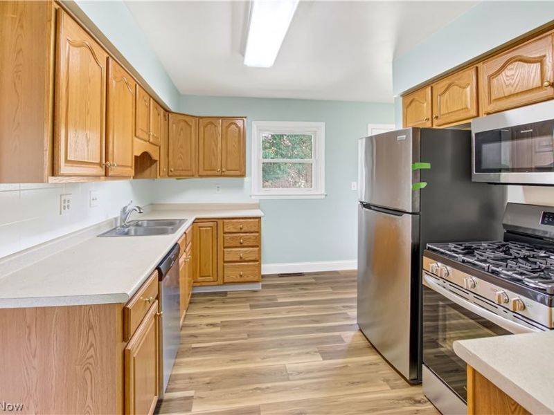3469 James Boulevard, Brunswick, OH 44212 Photo 6