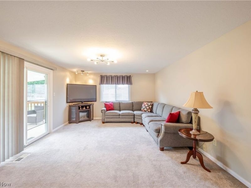 1709 Winchester Drive, Parma, OH 44134 Photo 13