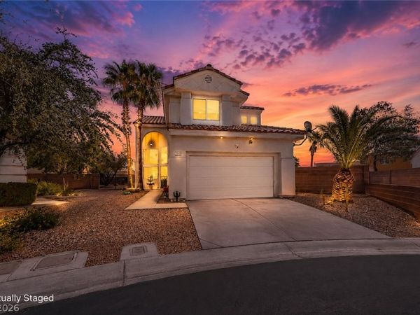 3540 Tuscany Village Drive , Las Vegas, NV 89129