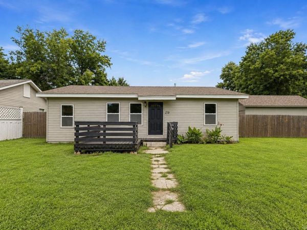219 2nd Street, North Little Rock, AR 72117