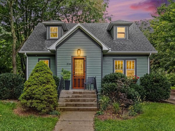 308 S Barker Street, New Buffalo, MI 49117