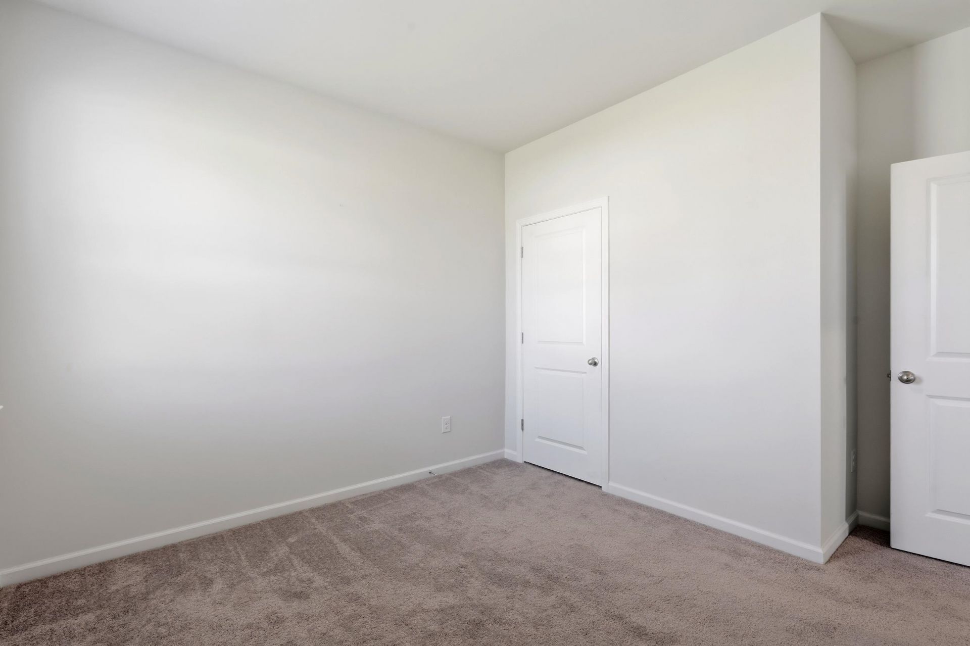 425 Royal Arch Dr.  Photo 45
