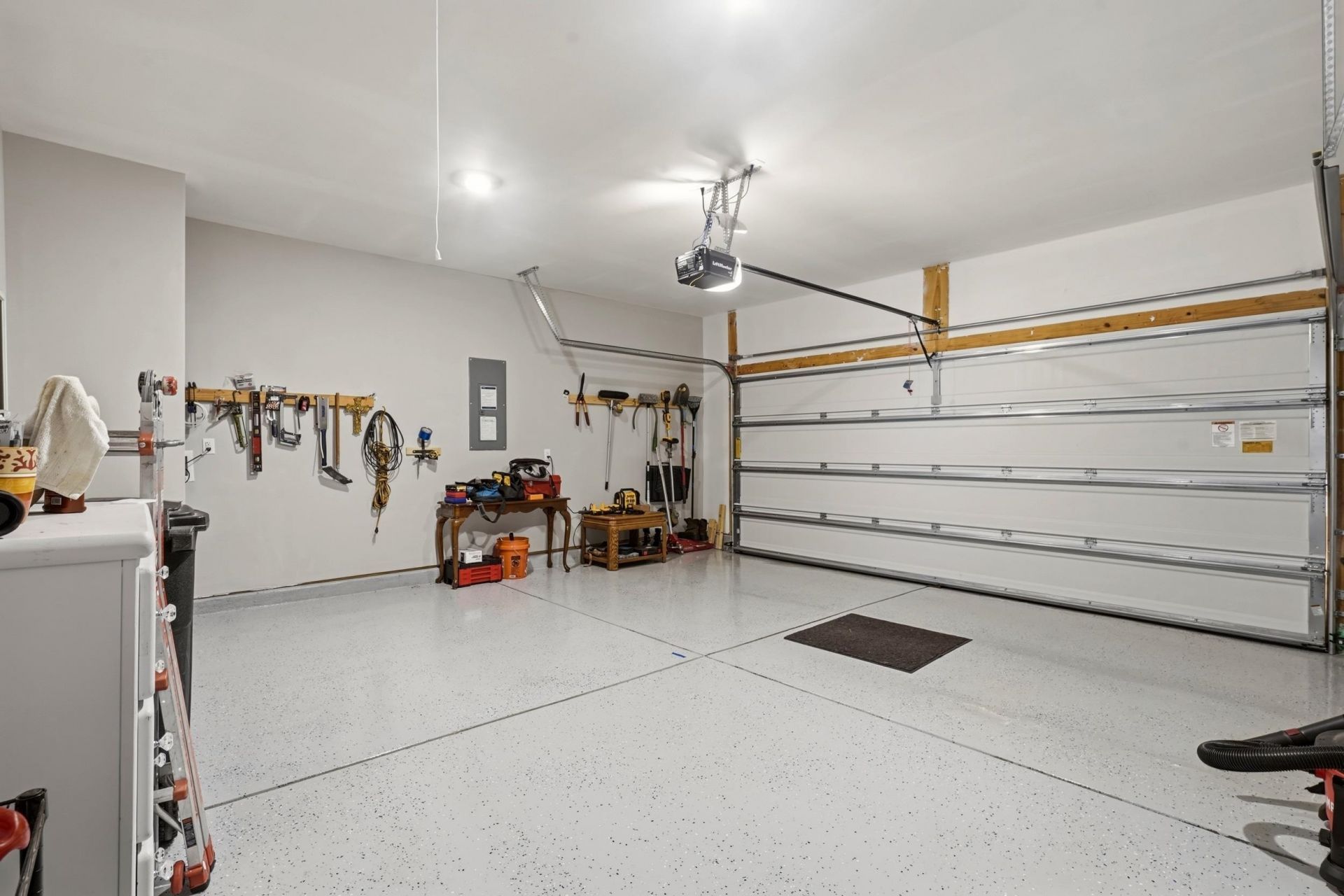 425 Royal Arch Dr.  Photo 47