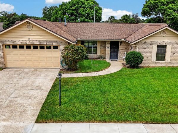 104 Colleen Drive, Daytona Beach, FL 32119