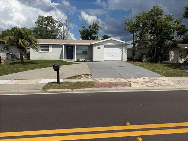 10010 REGENCY PARK BOULEVARD , PORT RICHEY, FL 34668