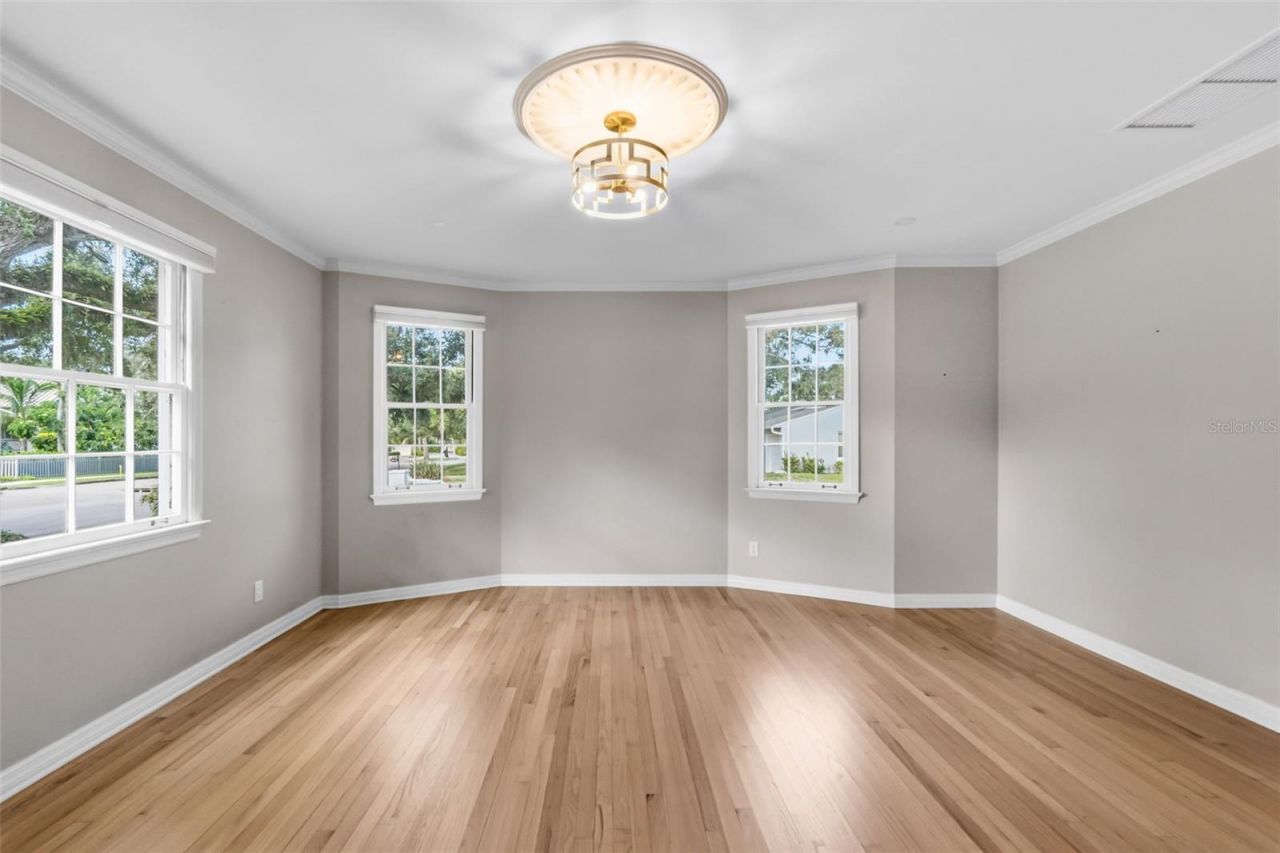 1585 South Drive, Sarasota, FL 34239 Photo