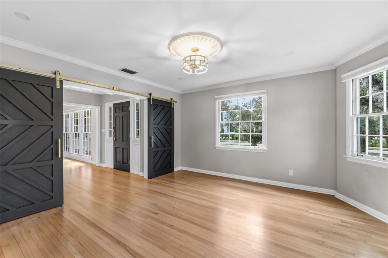 1585 South Drive, Sarasota, FL 34239 Photo