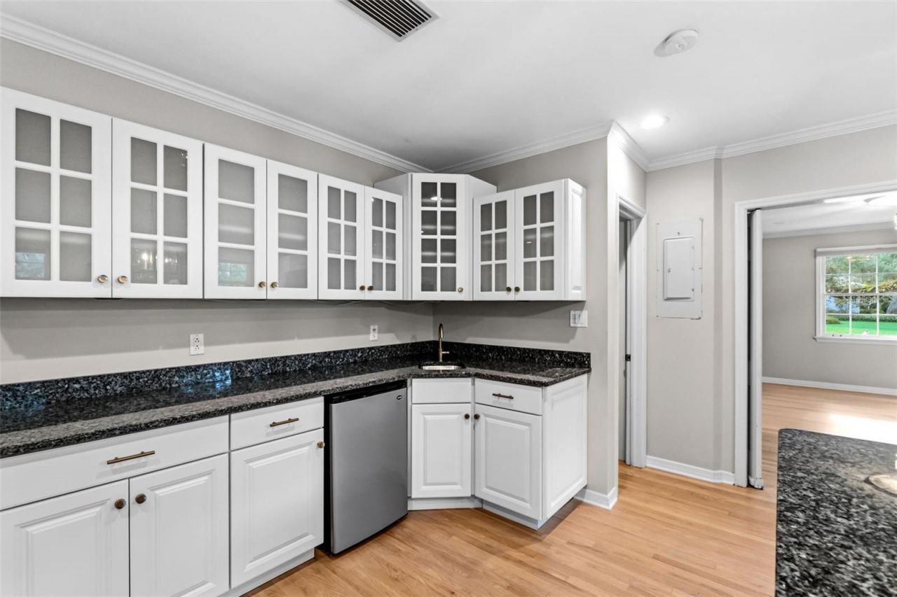 1585 South Drive, Sarasota, FL 34239 Photo