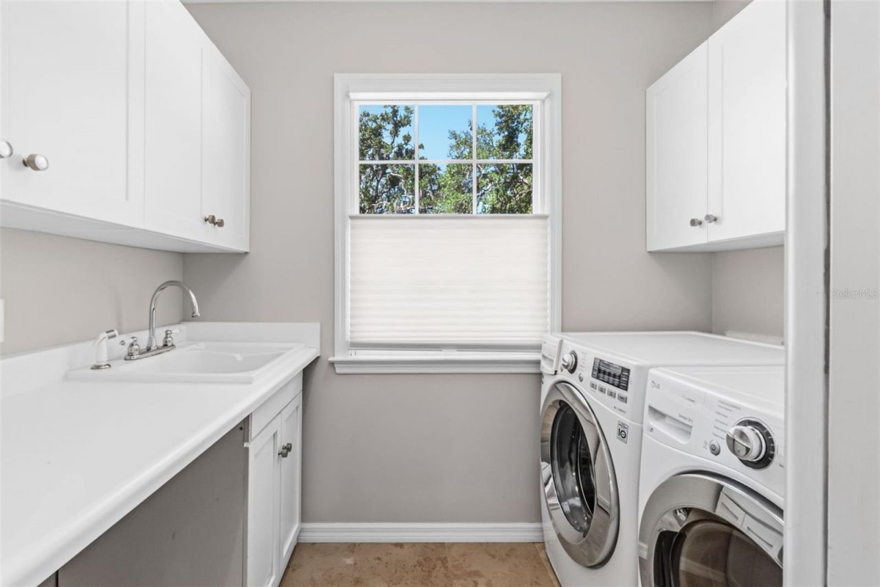 1585 South Drive, Sarasota, FL 34239 Photo