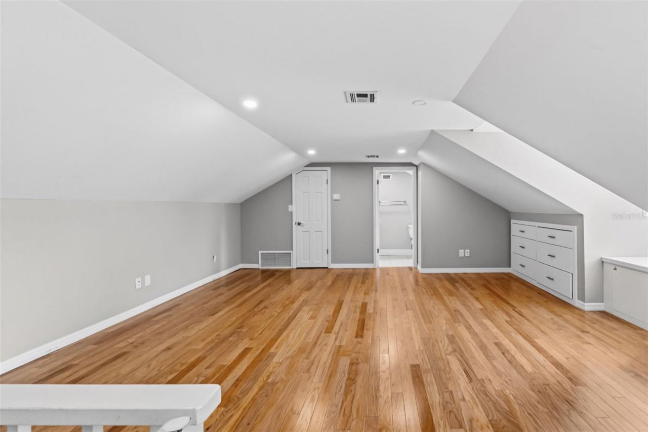 1585 South Drive, Sarasota, FL 34239 Photo