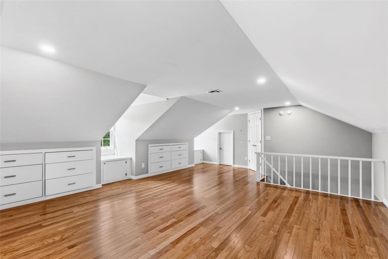 1585 South Drive, Sarasota, FL 34239 Photo