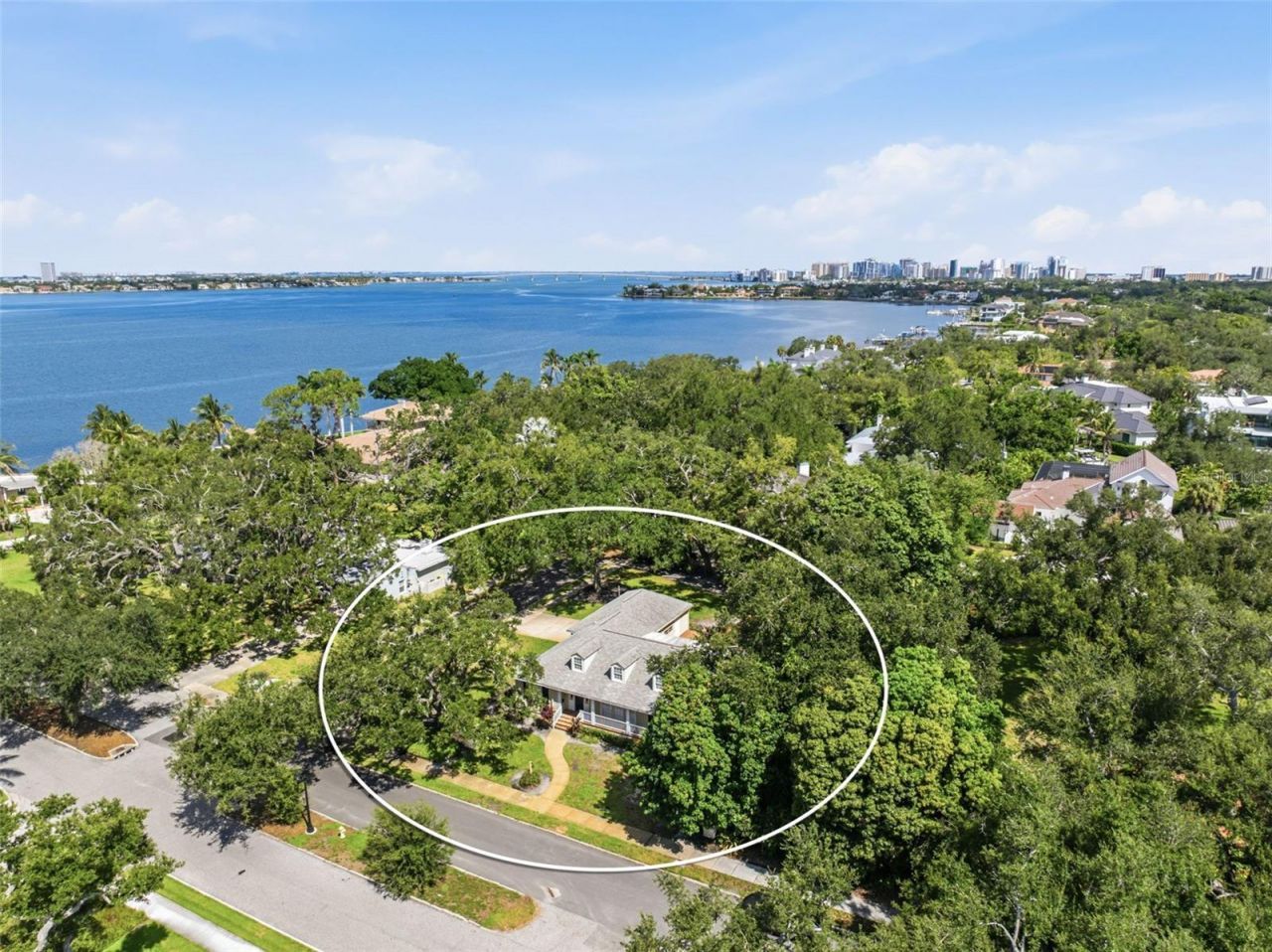 1585 South Drive, Sarasota, FL 34239 Photo