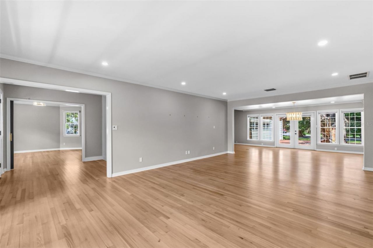 1585 South Drive, Sarasota, FL 34239 Photo