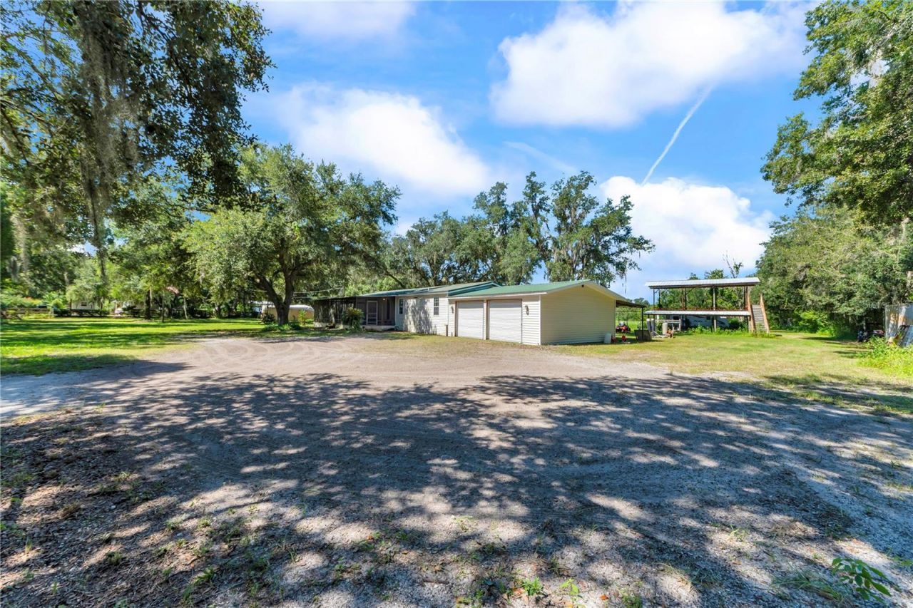 5753 N Dormany Road , Plant City, FL 33565 Photo