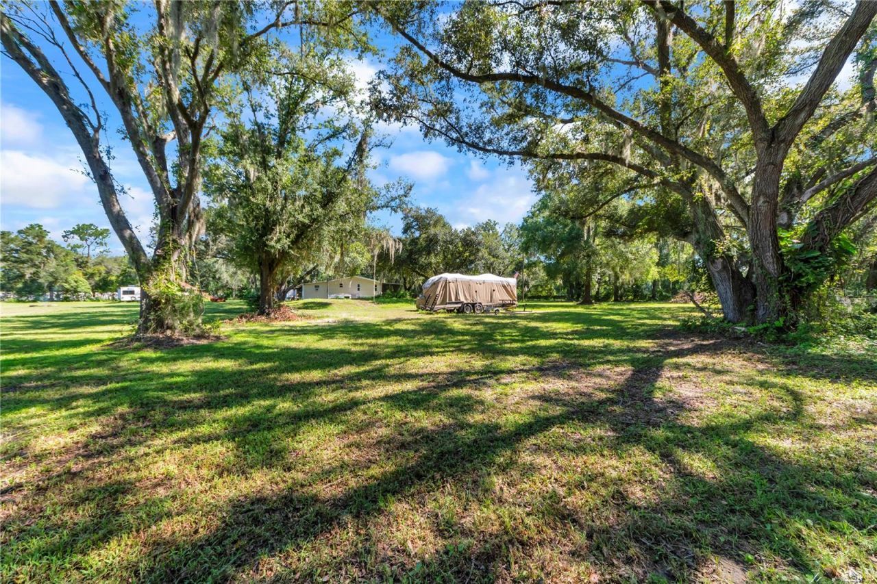 5753 N Dormany Road , Plant City, FL 33565 Photo