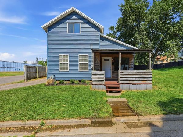 213 Vine Street, Mansfield, OH 44902