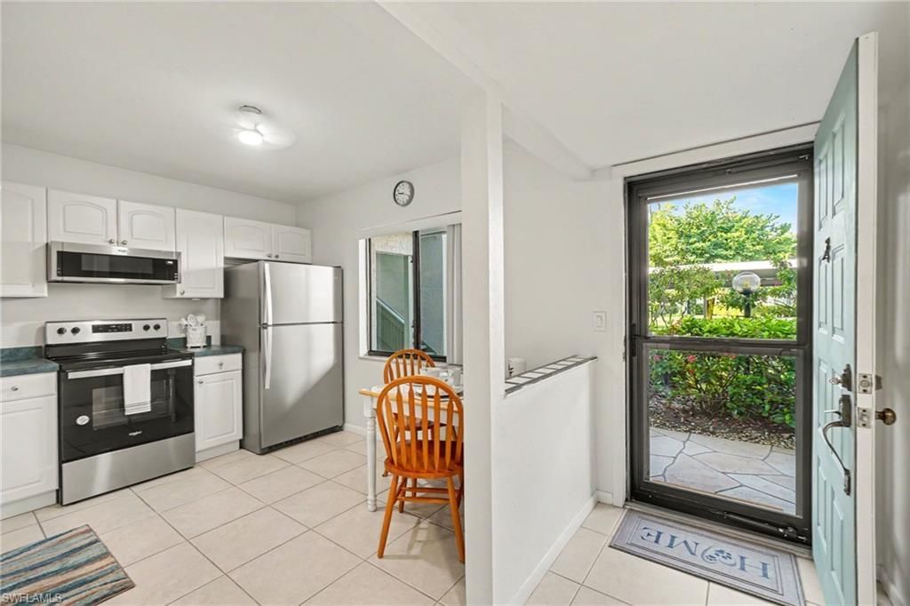 3006 Kings Lake Blvd, Unit 3006, Naples, FL 34112 Photo