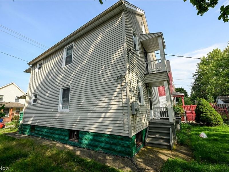 2805 E 126th Street, Cleveland, OH 44120 Photo 3