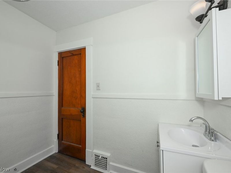 2805 E 126th Street, Cleveland, OH 44120 Photo 48