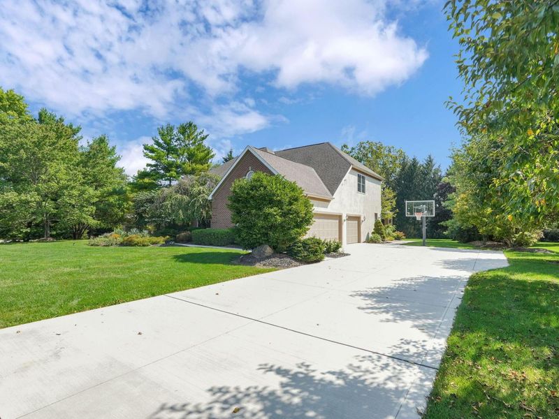 10415 Woodburn Drive, Powell, OH 43065 Photo 51