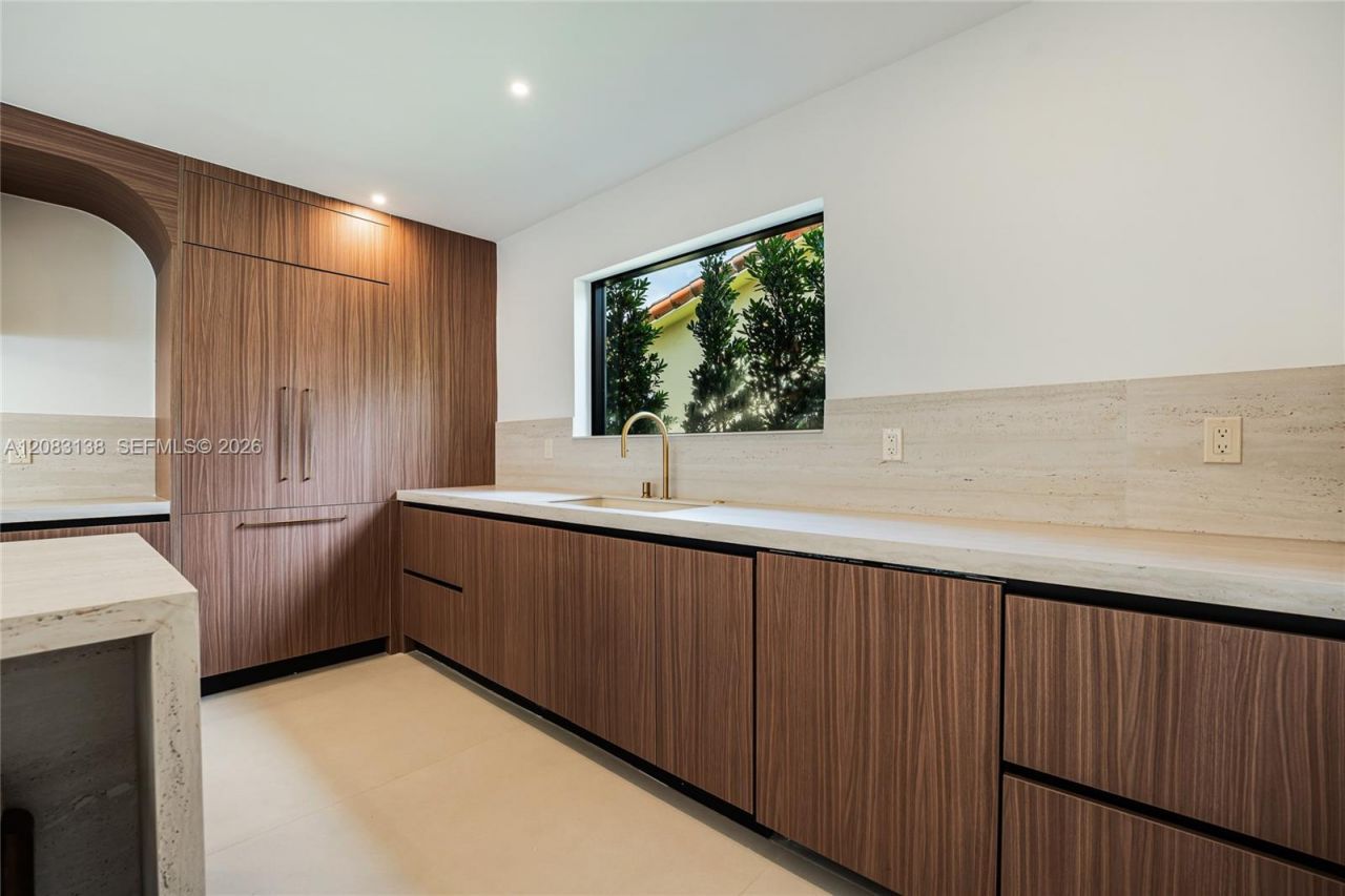 430 Miller Rd, Coral Gables, FL 33146 Photo