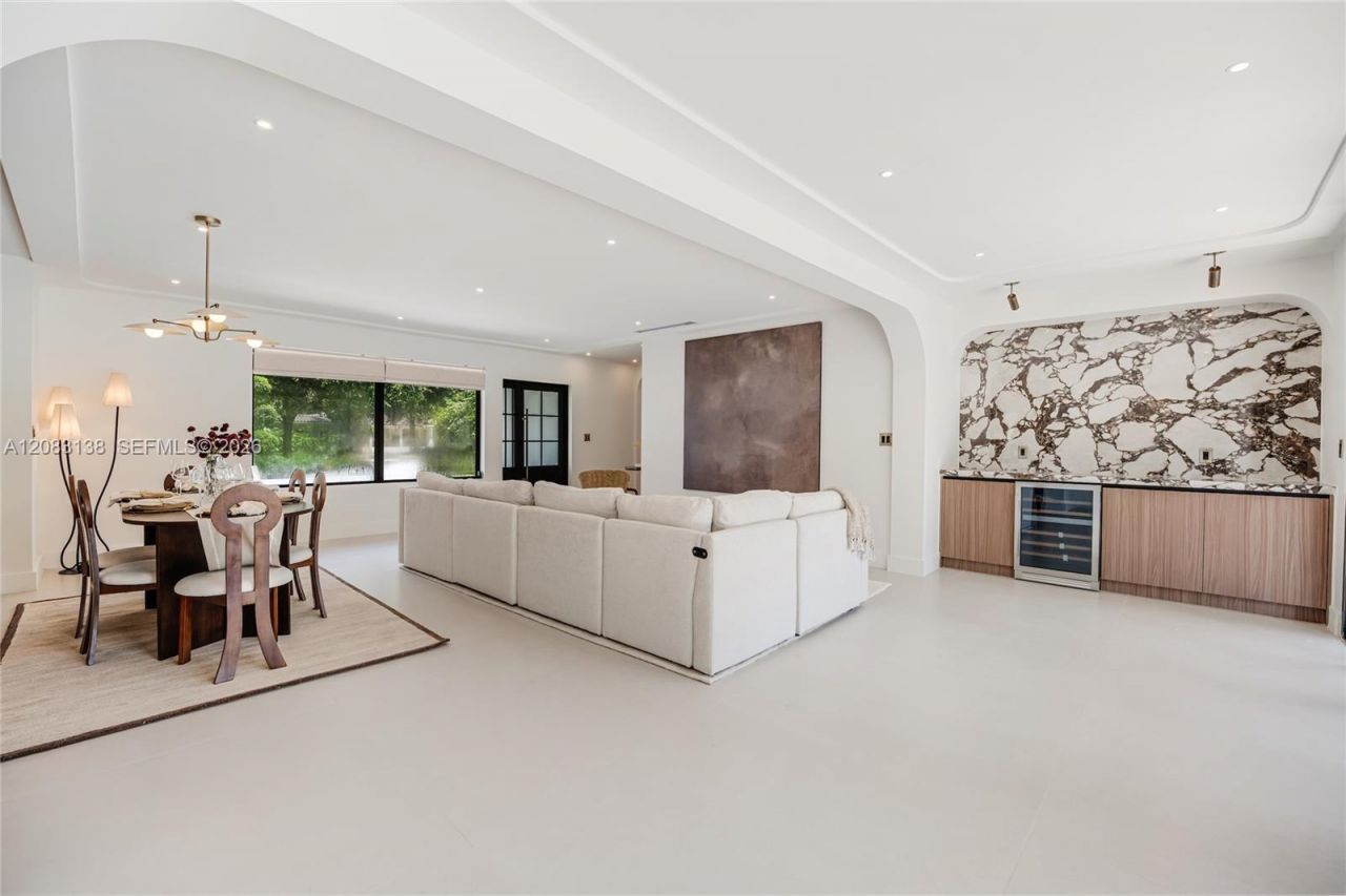 430 Miller Rd, Coral Gables, FL 33146 Photo