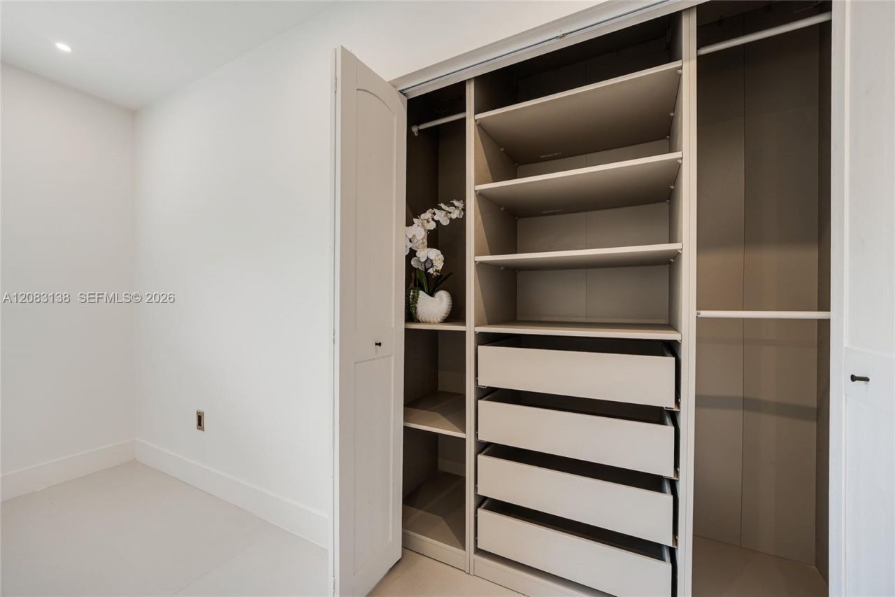 430 Miller Rd, Coral Gables, FL 33146 Photo