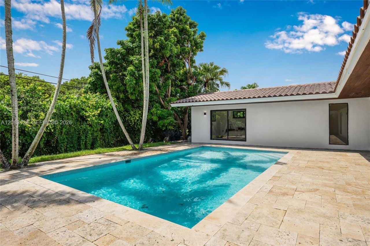 430 Miller Rd, Coral Gables, FL 33146 Photo
