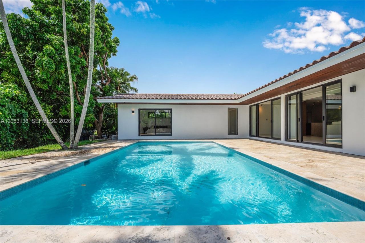 430 Miller Rd, Coral Gables, FL 33146 Photo