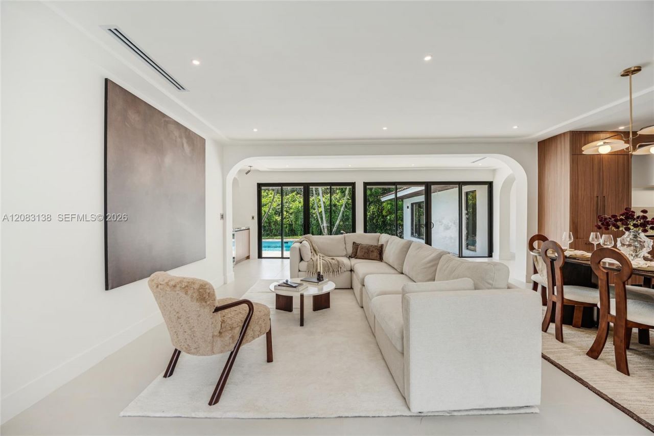 430 Miller Rd, Coral Gables, FL 33146 Photo