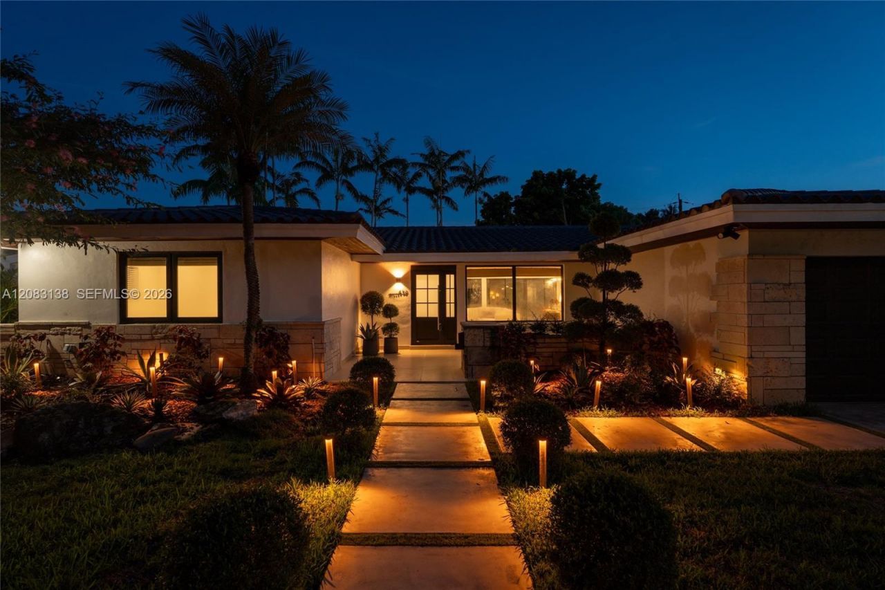 430 Miller Rd, Coral Gables, FL 33146 Photo