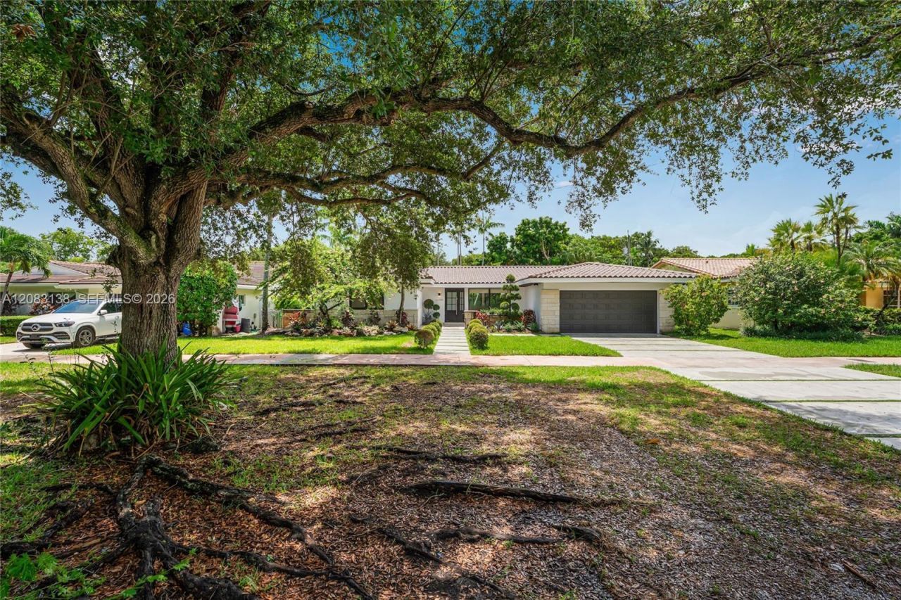 430 Miller Rd, Coral Gables, FL 33146 Photo