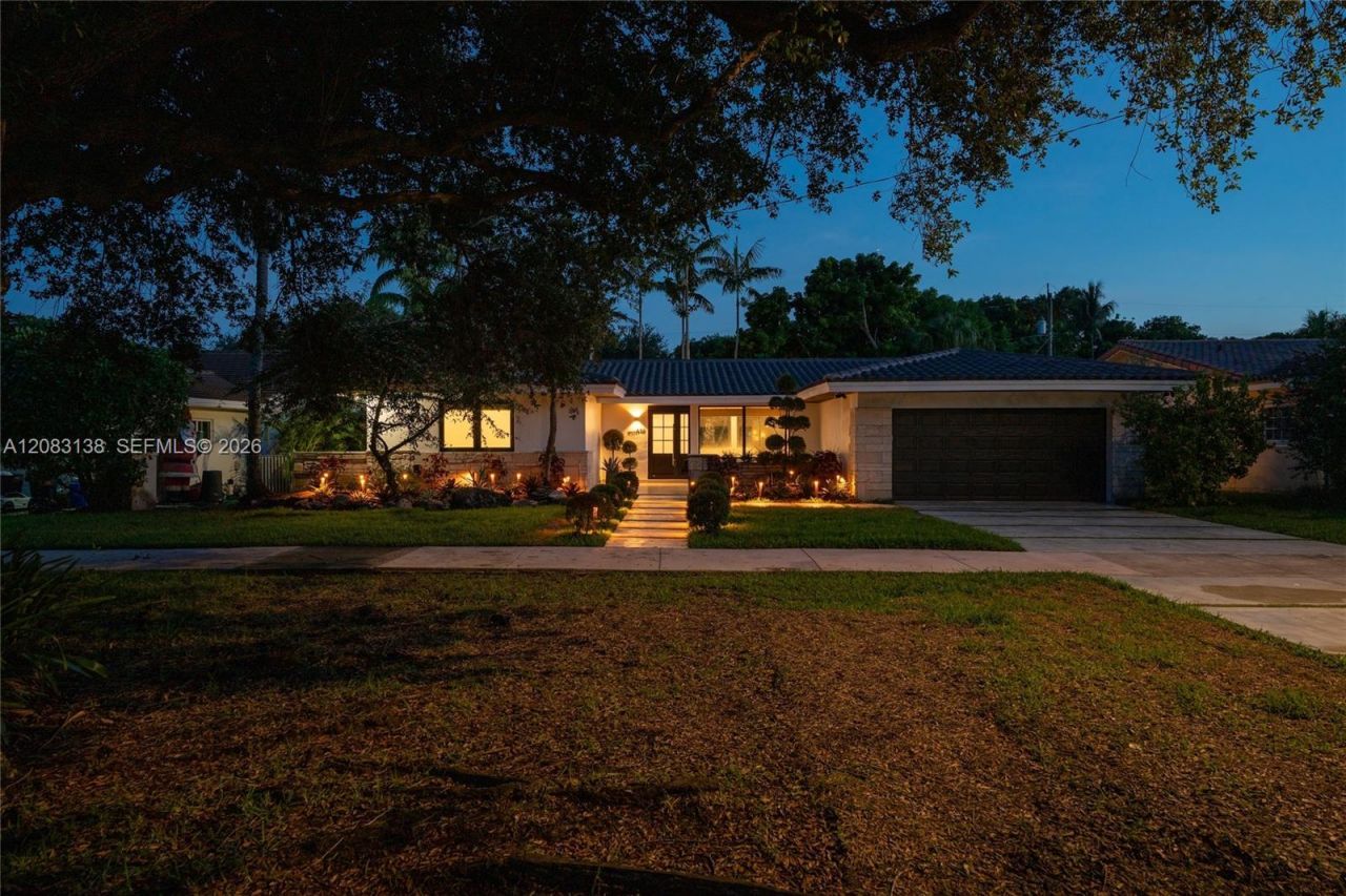 430 Miller Rd, Coral Gables, FL 33146 Photo