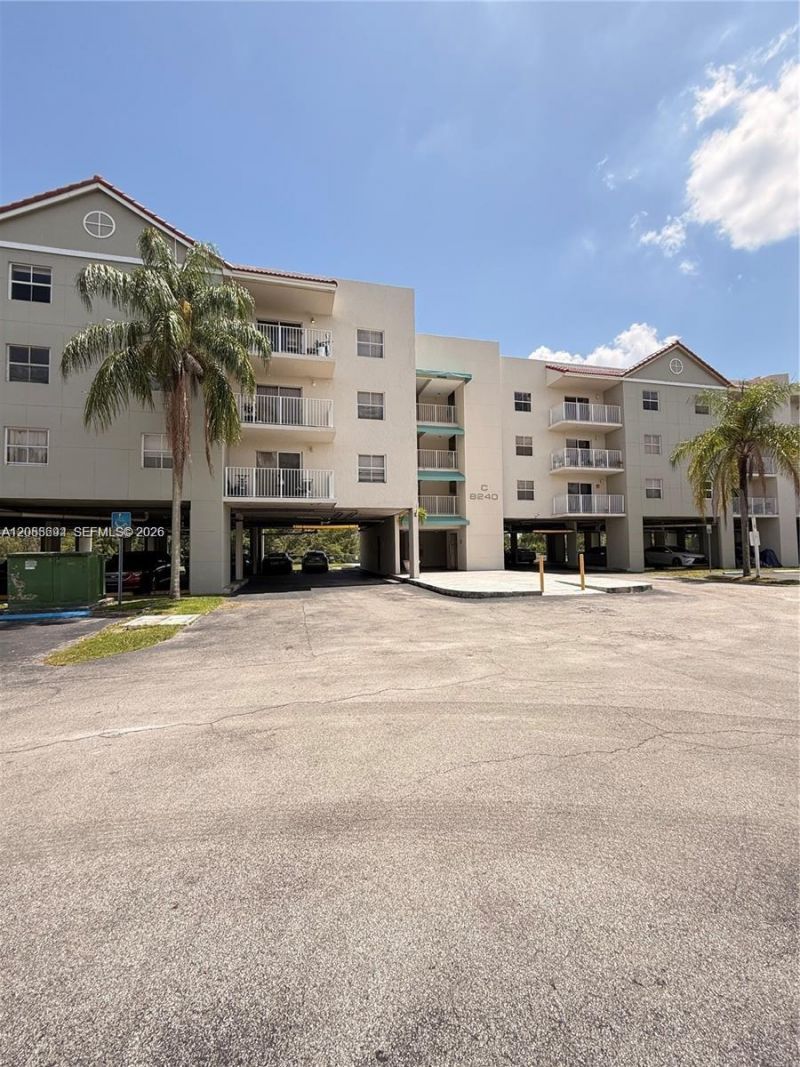 8240 SW 210th St , Unit 101, Cutler Bay, FL 33189 Photo