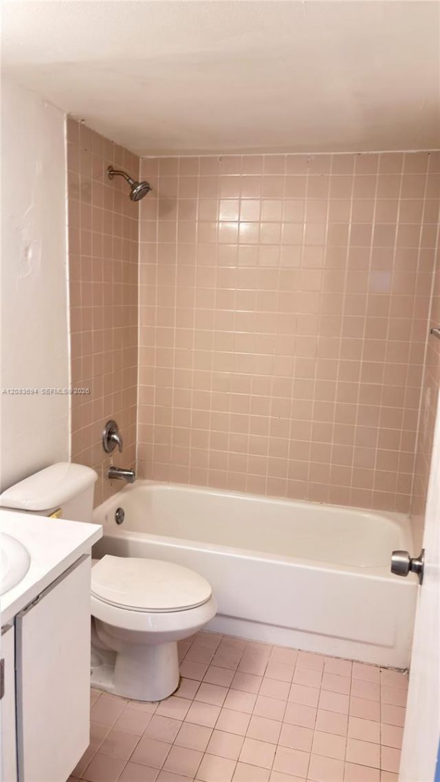 8240 SW 210th St , Unit 101, Cutler Bay, FL 33189 Photo