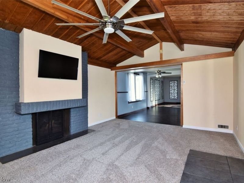 6902 Lantern Lane, Parma Heights, OH 44130 Photo 14