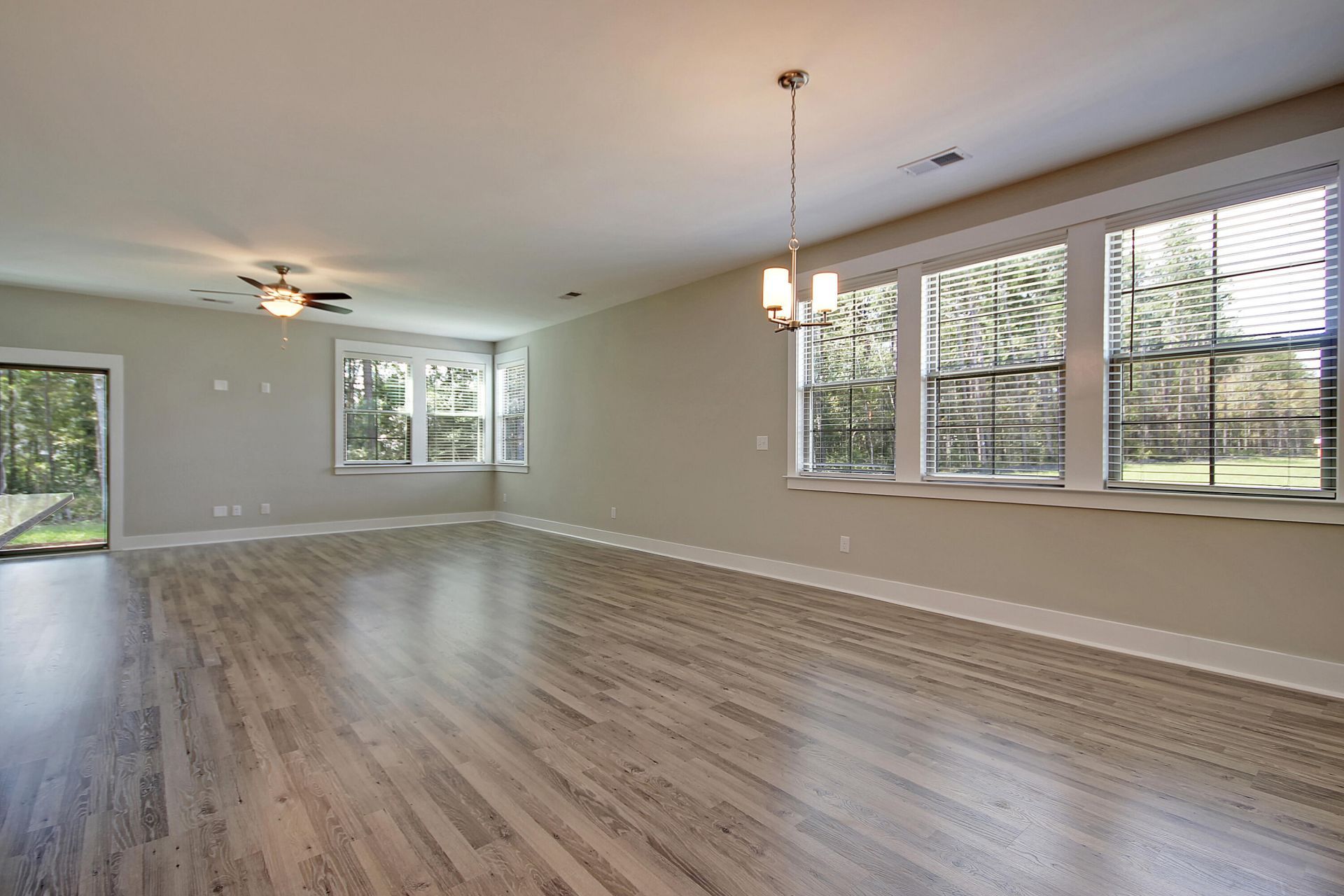 237 Creek Pointe Drive Photo 10
